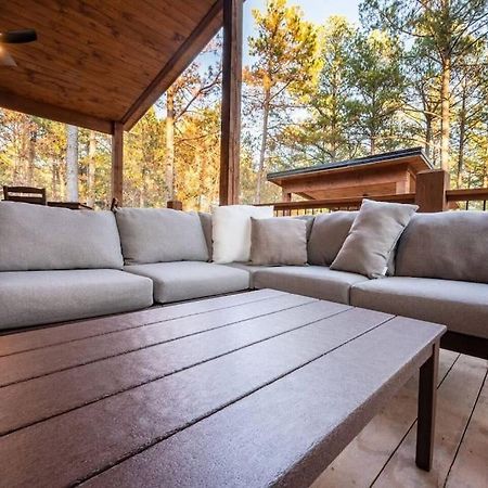 The Blaylock Cabin, 2 King, Hot Tub, Pet Friendly! Broken Bow Exterior photo